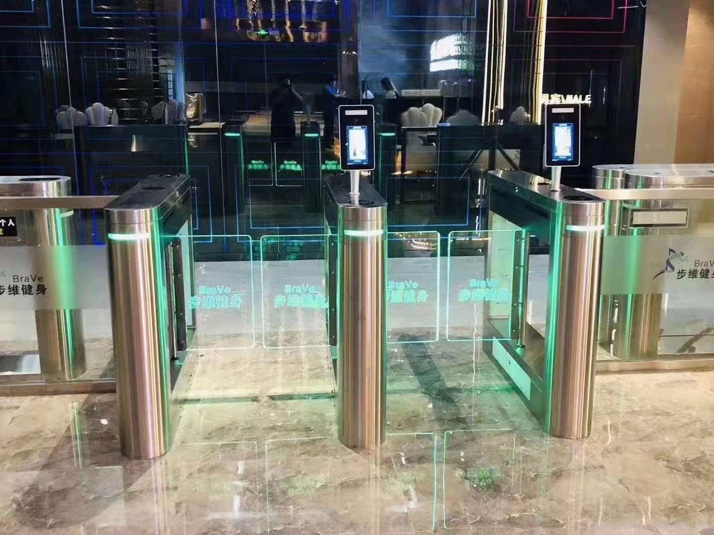 人脸识别门禁系统如何选择？